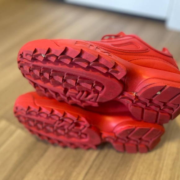 Fila Sneakers - Picture 3 of 3